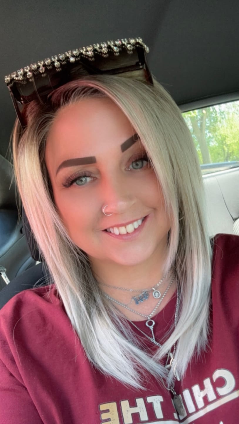 Customer photo review of RUNWAY WALK - Ash Blonde