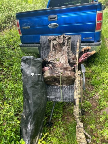 Customer photo review of FLASH SALE TideWe 4-6 Person Turkey Hunting Blind See Through Camo Ground Blind