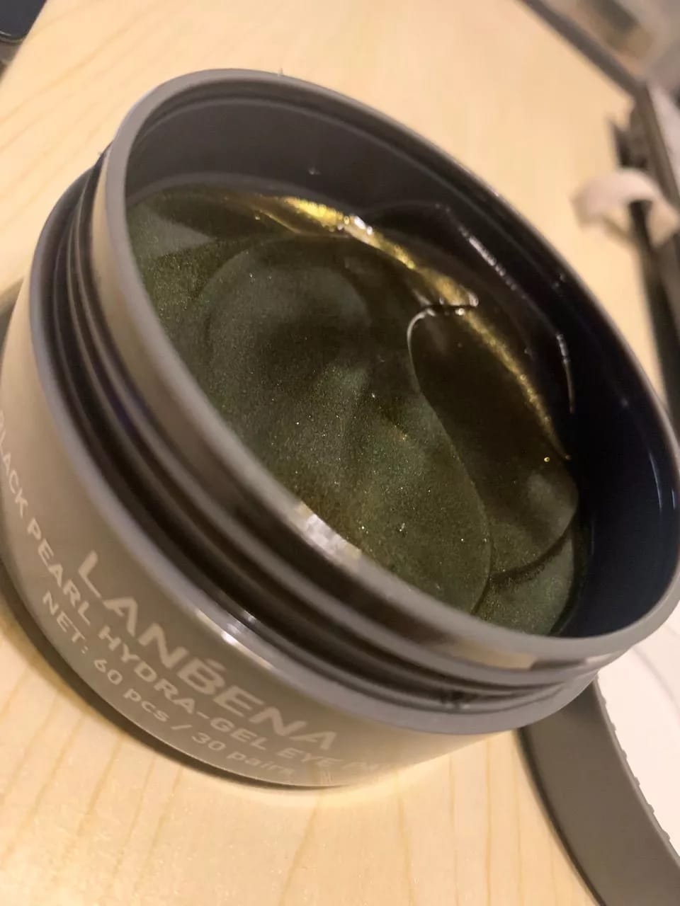 Customer photo review of Lanbena Gold Black Pearl Hydra-gel Eye Patches