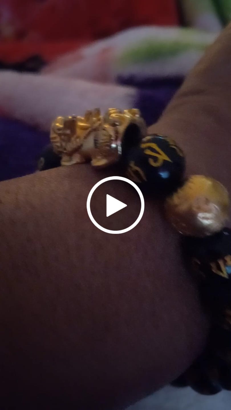 Customer video review of The Feng Shui Wealth & Good Fortune Bracelet