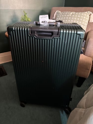 Justine S. review of Check-in: All-in-One 28" image 1 out of 3