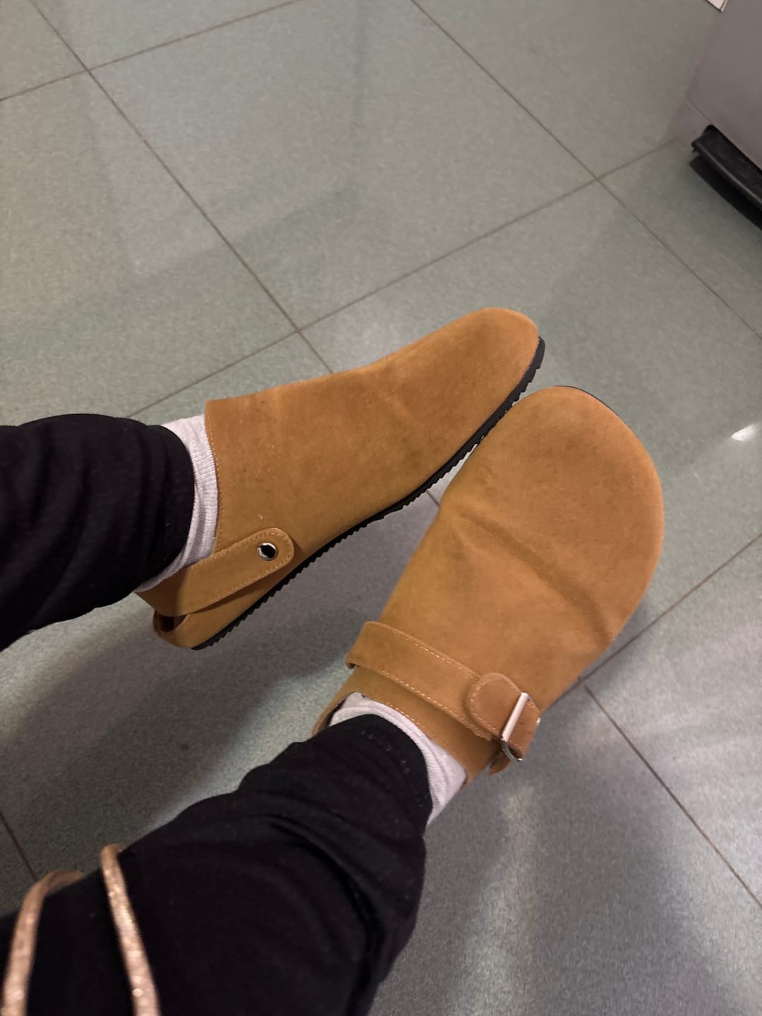 Customer photo review of Serene Ⅰ - Mules Descalzos