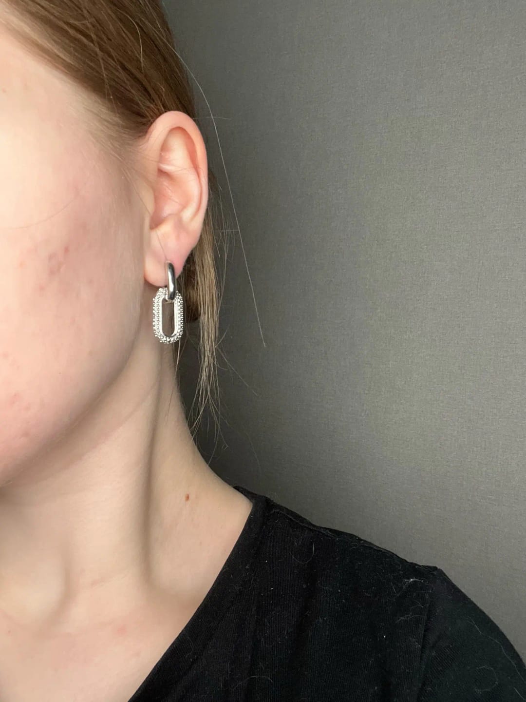 Customer photo review of Elysia Pavé Hoop