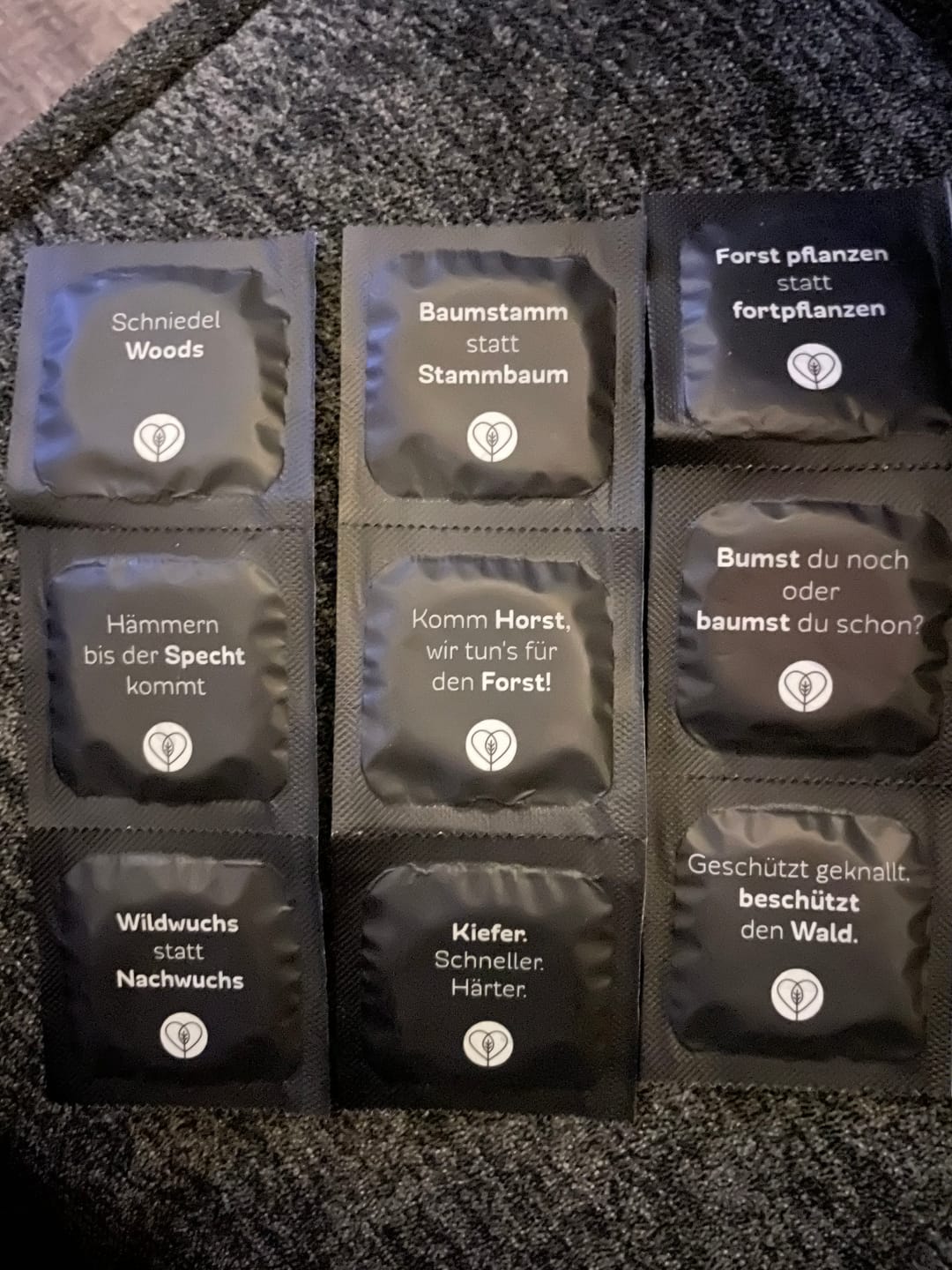 Customer photo review of Releaf | Baumpflanzende Kondome