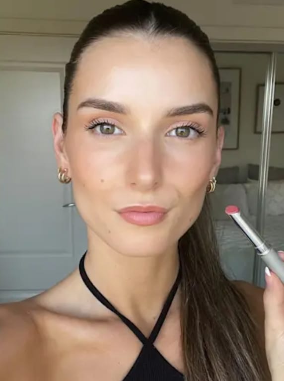 Customer photo review of HoneyNoir - Pink Honey Lipstick