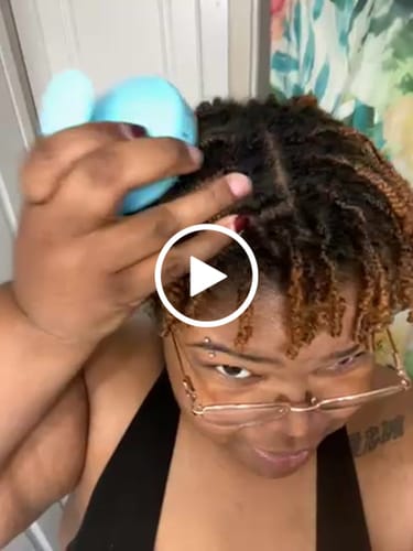 Customer video review of Scalp Massager