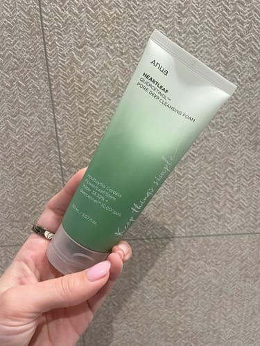 Customer photo review of Putiņas dziļai sejas mazgāšanai un attīrīšanai Anua Heartleaf Quercetinol Deep Pore Cleansing Foam