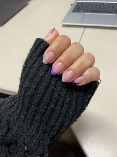 Customer photo review of XCOATTIPS® French - Short Almond Purple Pastel Tips