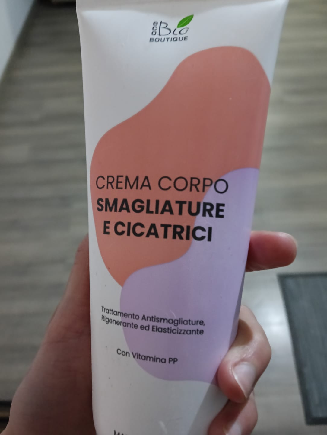 Customer photo review of Crema Corpo Smagliature e Cicatrici