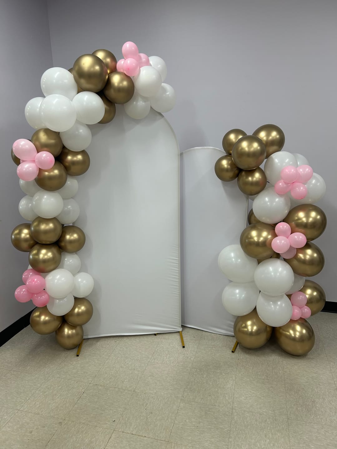 Customer photo review of White Birthday Baby Shower Bridal Anniversary  Party Arch Backdrop Wall Cloth Cover
