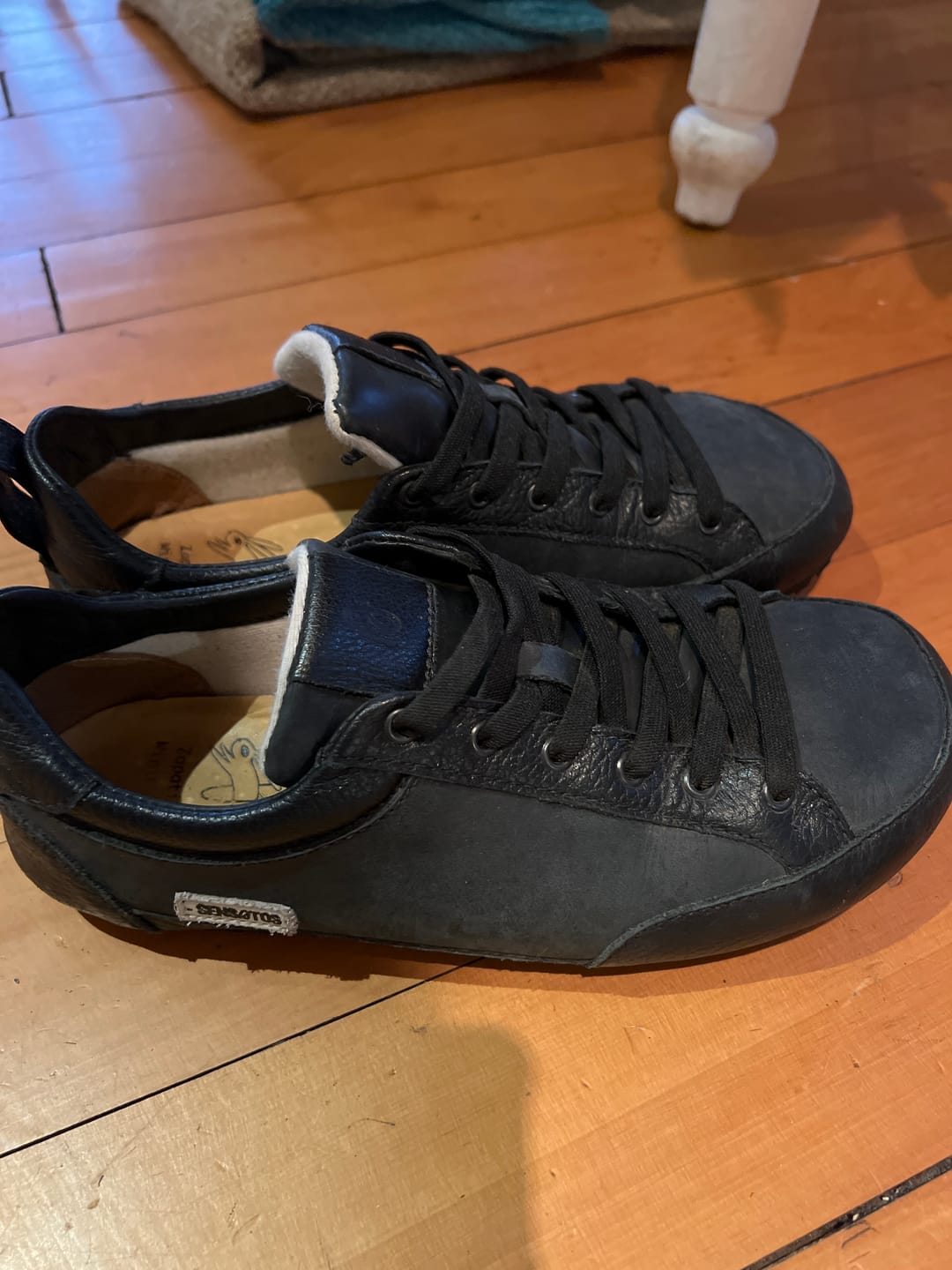 Customer photo review of Zapatilla A1. Negra