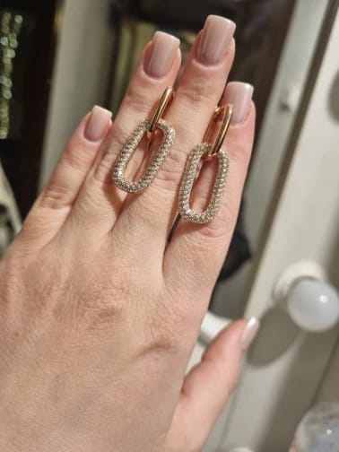 Customer photo review of Elysia Pavé Hoop