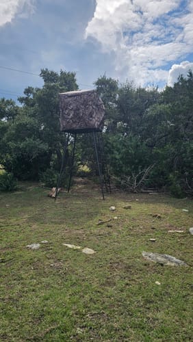 Customer photo review of FLASH SALE VisST See-Through Pop-Up Ground Blinds with Silent Magnetic Door