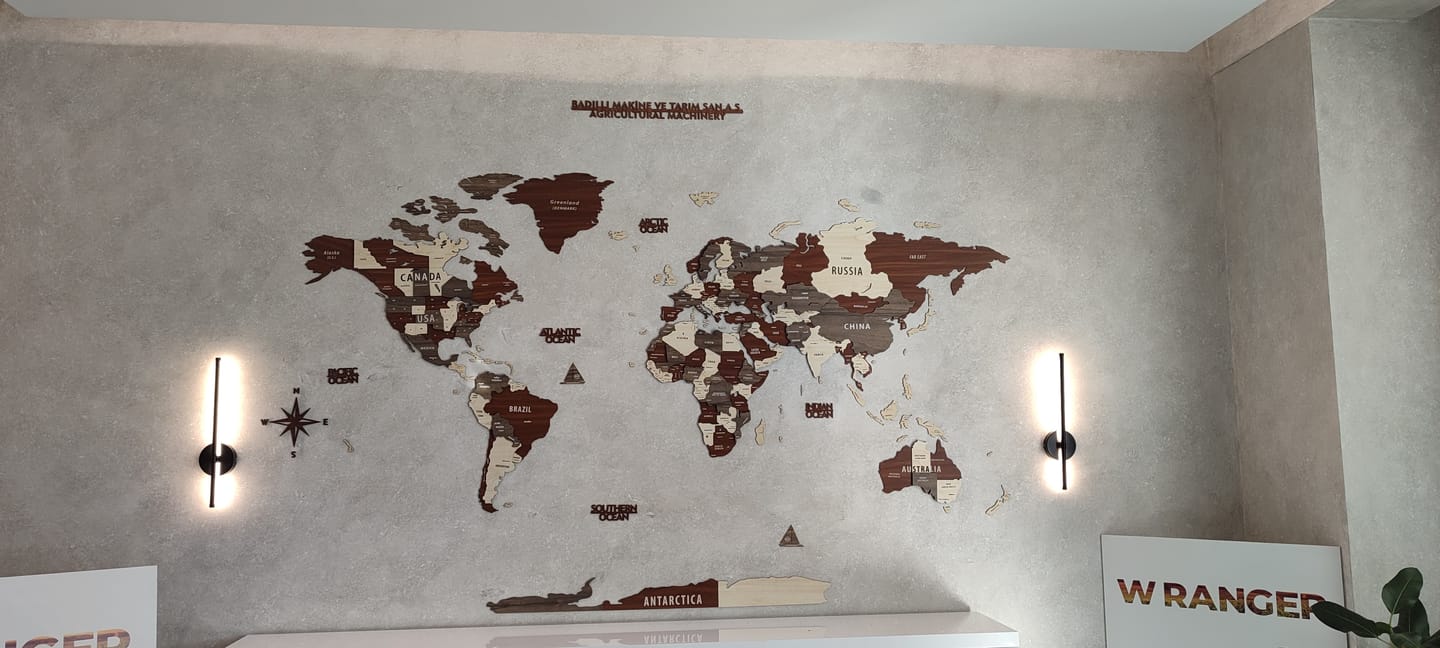 Customer photo review of Ahşap Dünya Haritası - Çok Katmanlı 3D Ahşap Duvar Dekoru (Mixed)