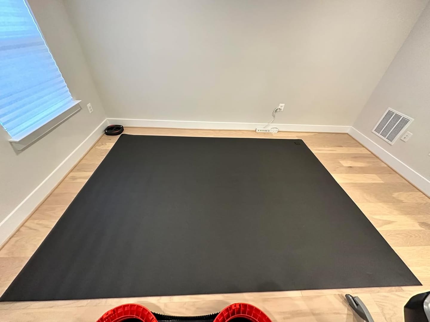 Customer photo review of GXMMAT Extra Wide Exercise Mat 7'