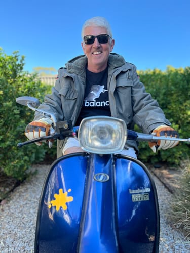 Customer photo review of *NEW* The 'Sumner' Gloves | Retro Motorbike Gauntlet Gloves