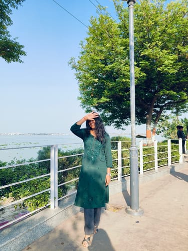 Customer photo review of Bottle Green Rayon mukaish Long Kurta