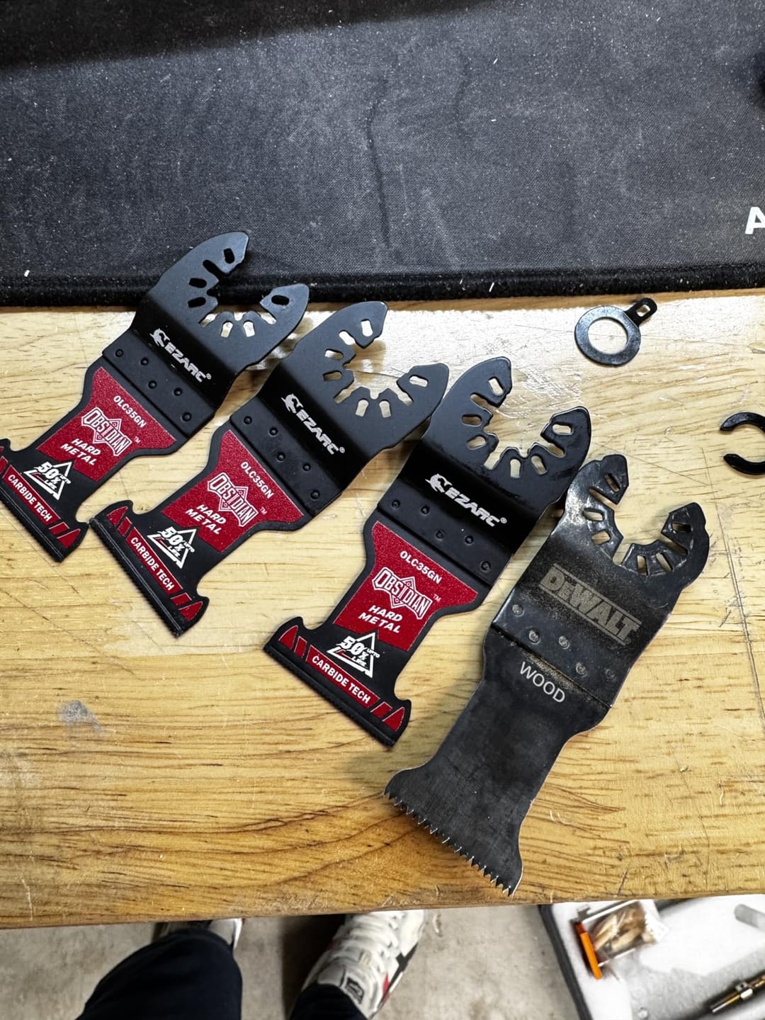 Customer photo review of EZARC Obsidian Carbide Oscillating Saw Blades for Hard Metal, Nails, Bolts and Screws(3pcs)