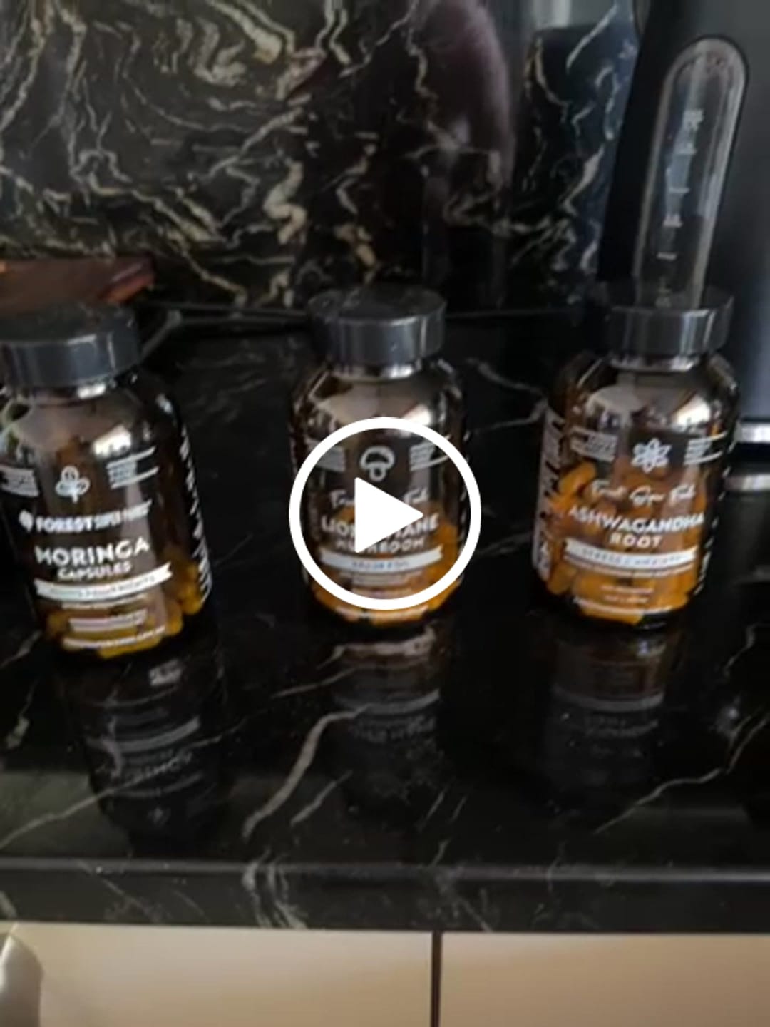 Customer video review of Organic Moringa Capsules