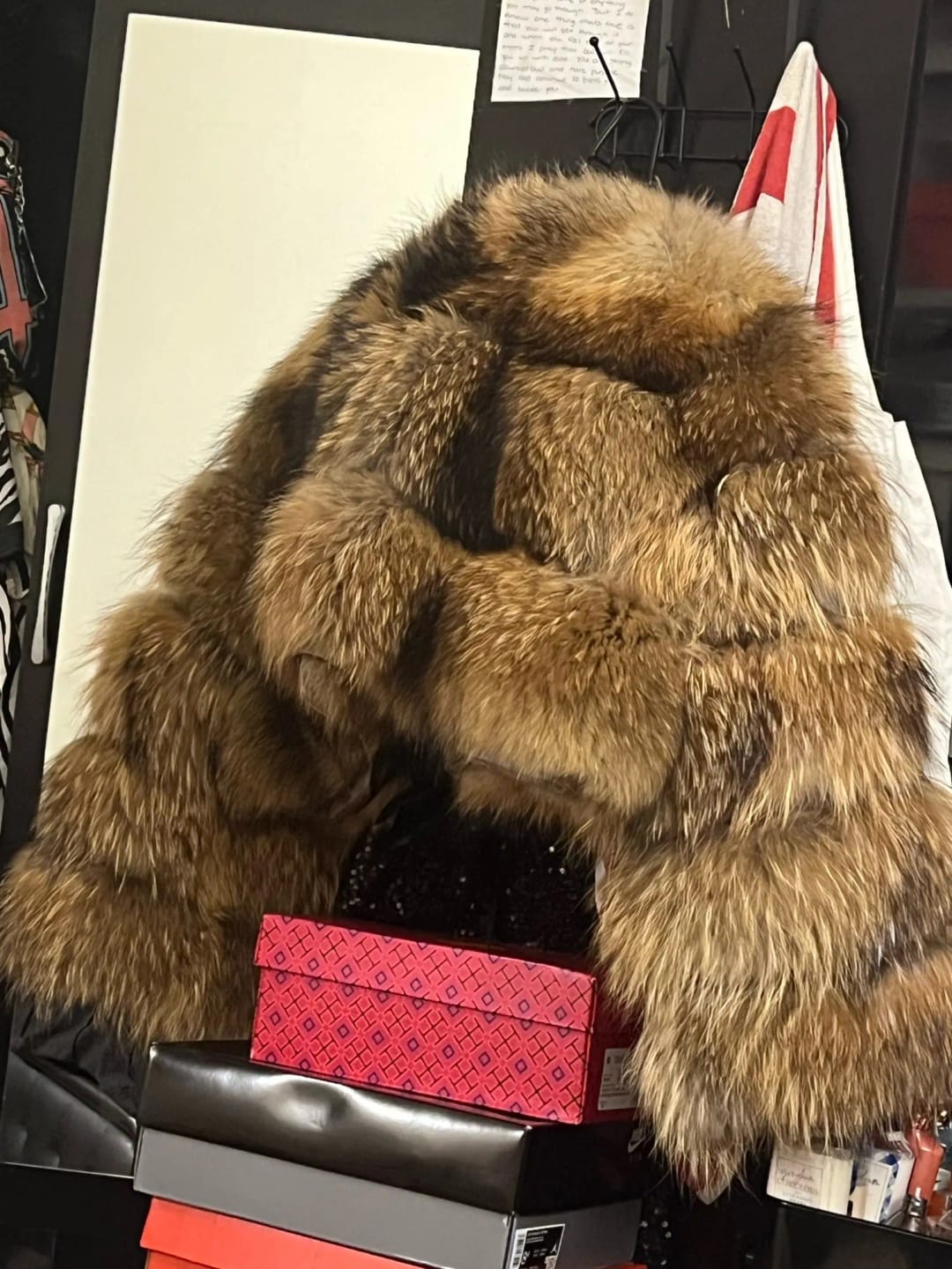 Customer photo review of Real Raccoon Fur Coat Luxury Thick Winter With Plush Collar And Tailored Silhouette — Natural | KIMLUD