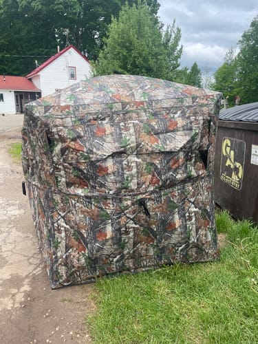 Customer photo review of FLASH SALE VisST See-Through Pop-Up Ground Blinds with Silent Magnetic Door