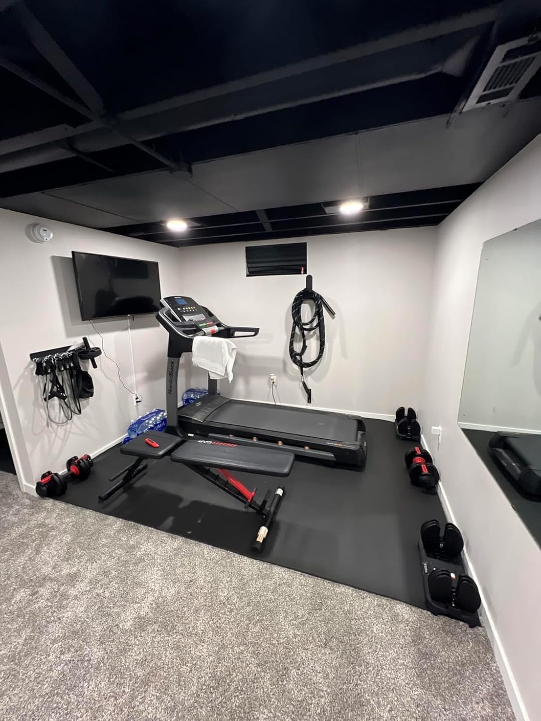 Customer photo review of GXMMAT Extra Wide Exercise Mat 7'