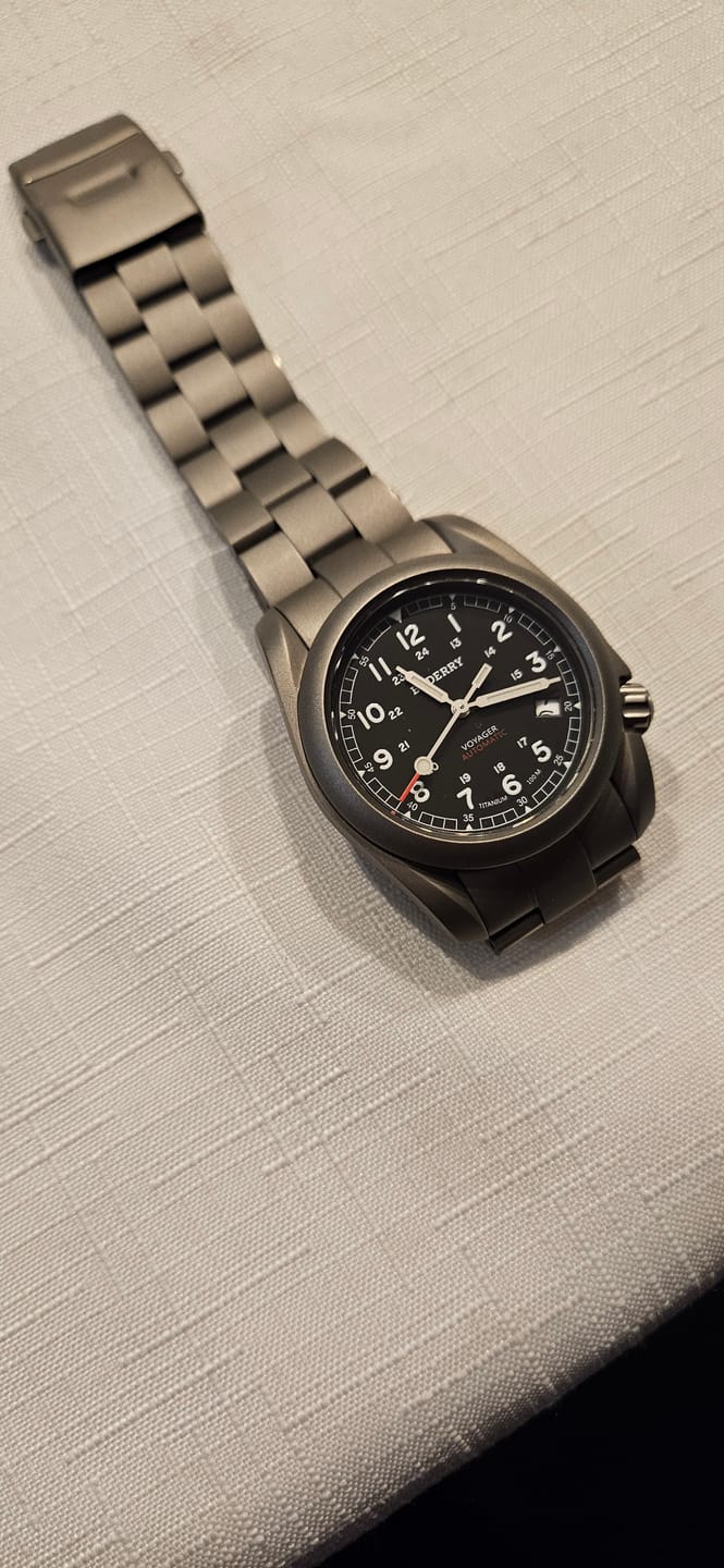 Customer photo review of VOYAGER - 100M Waterproof Titanium Automatic Field Watch | Black-bracelet