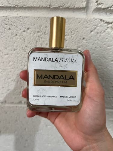 Customer photo review of Desert Mirage - Inspirado en SANTAL 33 de LE LABO 100ml-