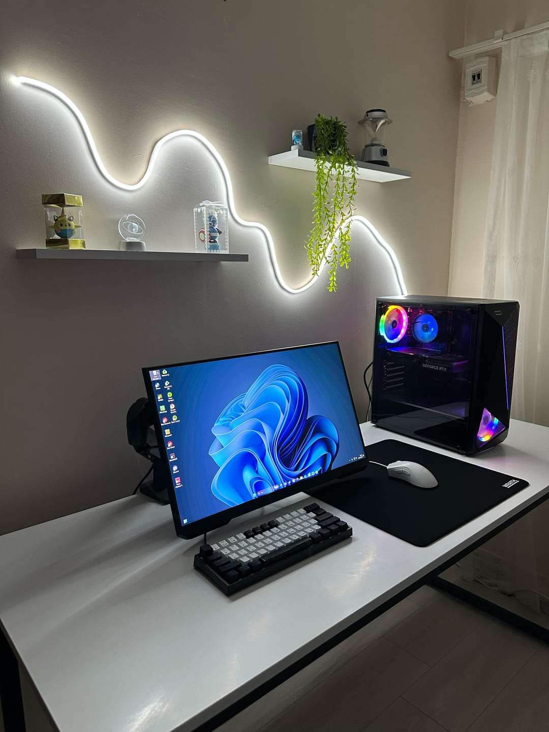 Customer photo review of Wraith Litepad Mousepad