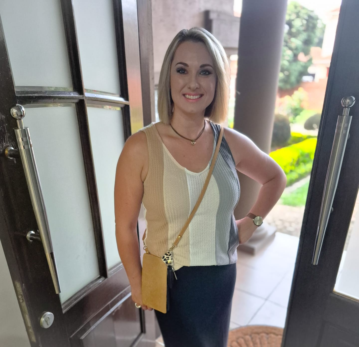 Customer photo review of Fudge Leather Purse & Strap