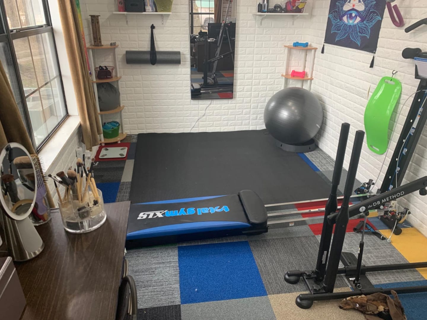 Customer photo review of GXMMAT Large Yoga Mat 6'x6'