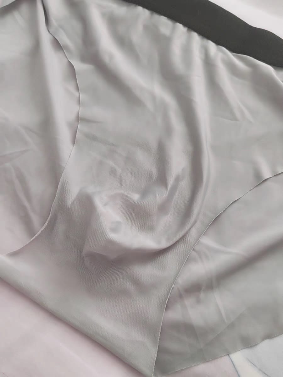 Customer photo review of 7 Pack Ball Support Seamless Men's Briefs
