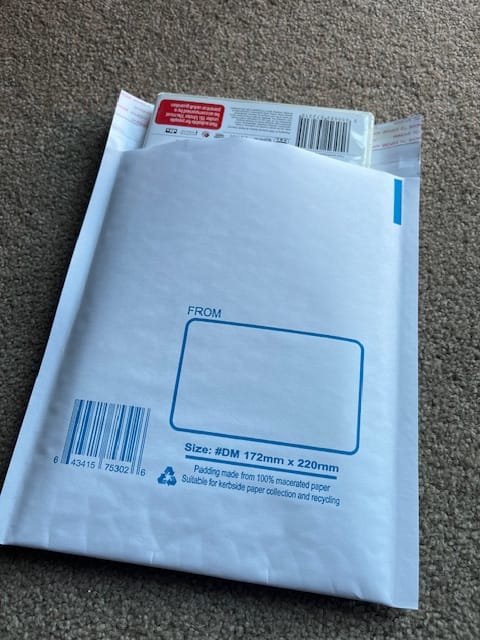 Customer photo review of Bubble Envelope DM 172 x 220mm DVD CD Blu-ray Disc Mailer