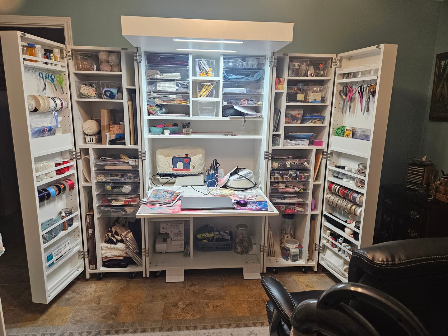 Customer photo review of DreamBox Crown