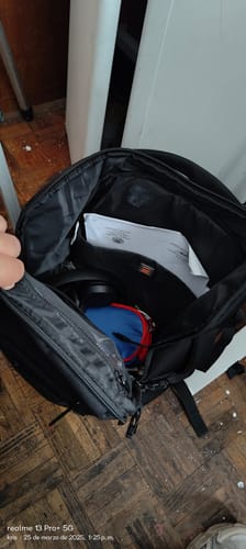 Customer photo review of Mochila Goat Laptop 15.6" Cool Capital Viajes Negra