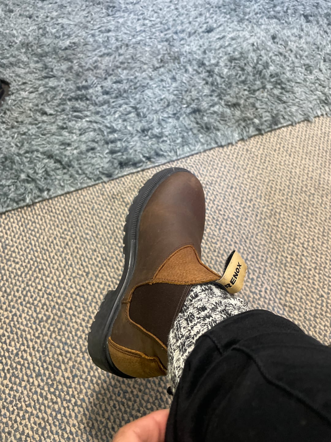 Customer photo review of Calcetín Classic Unisex Café