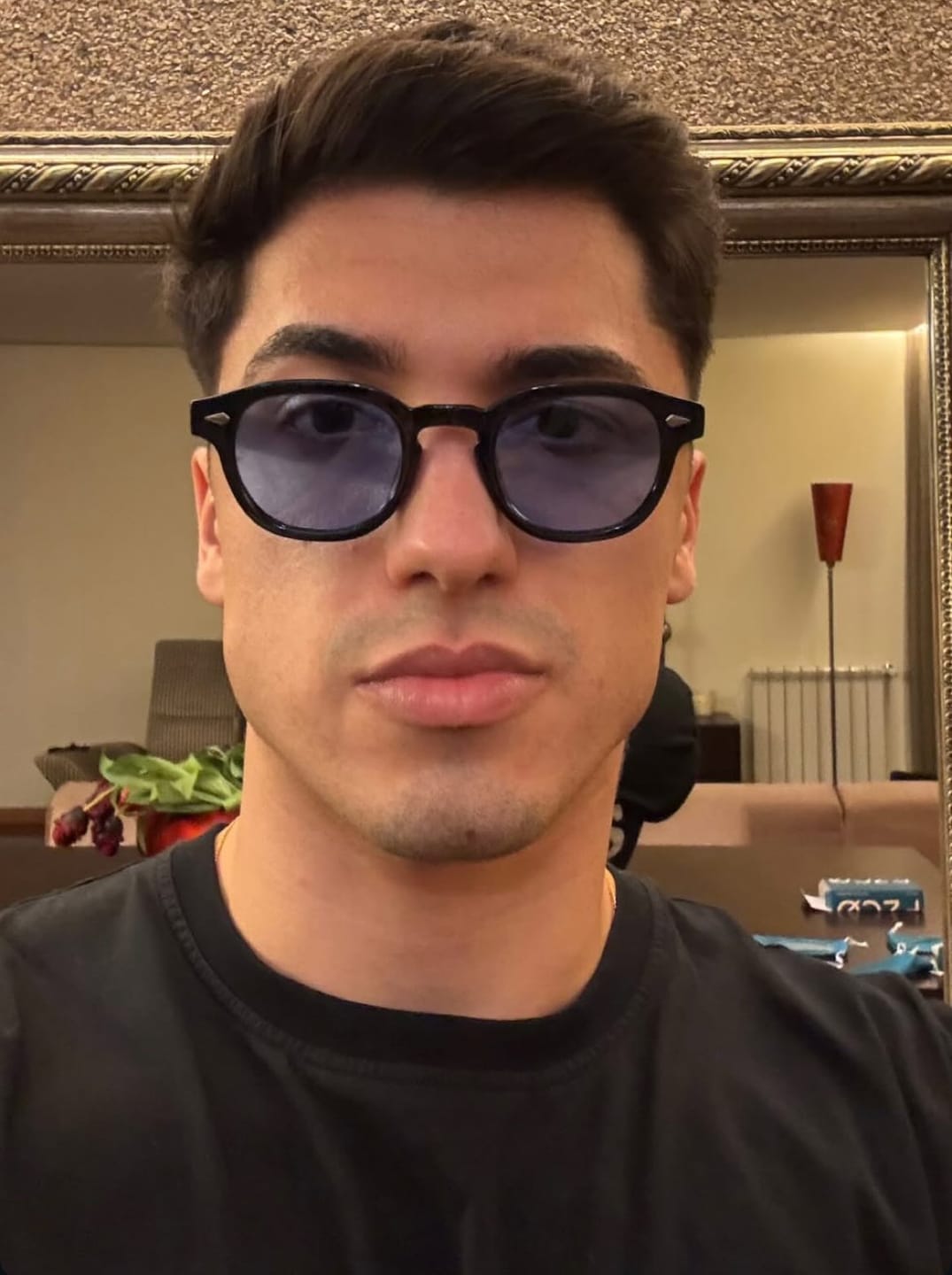 Customer photo review of Axel - Sunglasses