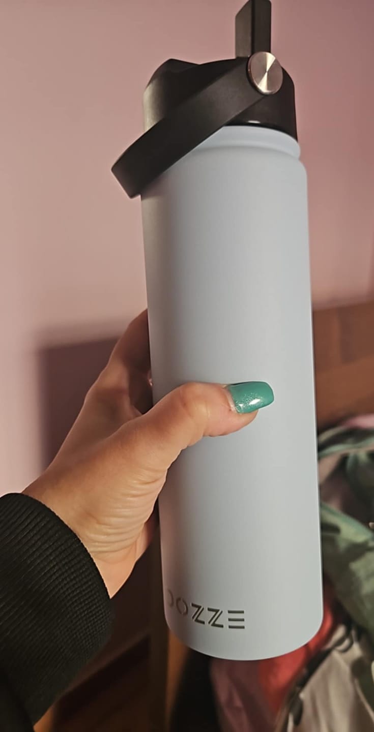 Customer photo review of DOZZE Water Bottle Straw Lid