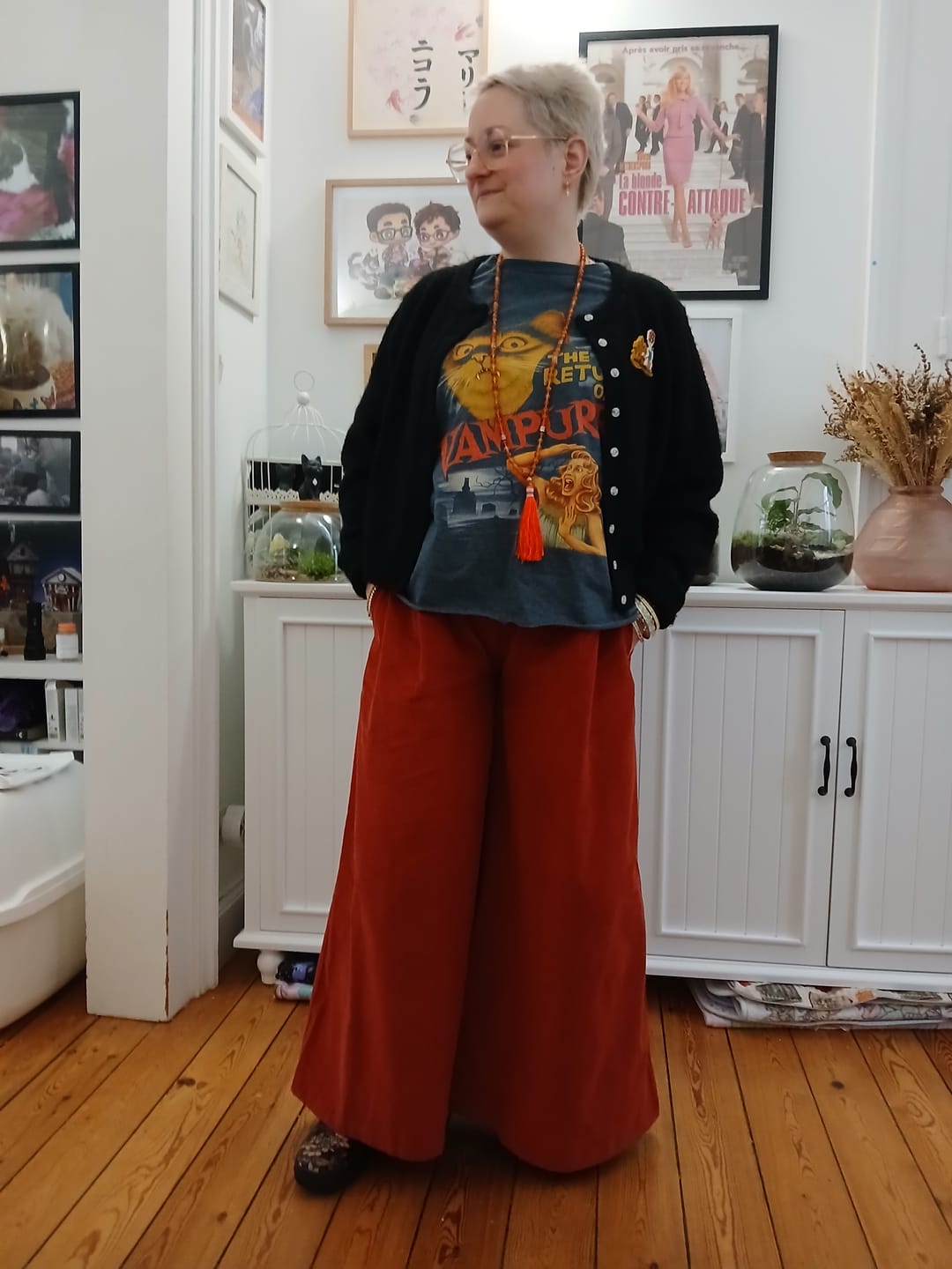 Customer photo review of Jupe culotte Arielle en velours milleraies terre cuite