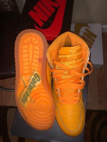 Customer photo review of Jordan 1 Retro High Gatorade Orange Peel