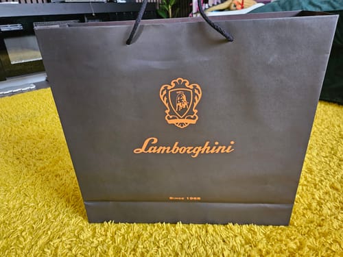 Customer photo review of Lamborghini Oro Vino Spumante with Gift Set