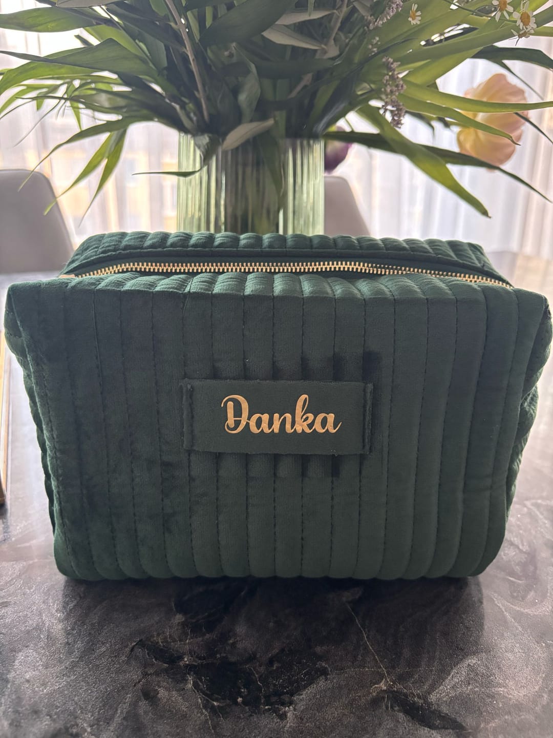 Customer photo review of Beauty Kram - Personalisierte Kosmetiktasche für  Make Up und Reiseutensilien aus Premium Samt