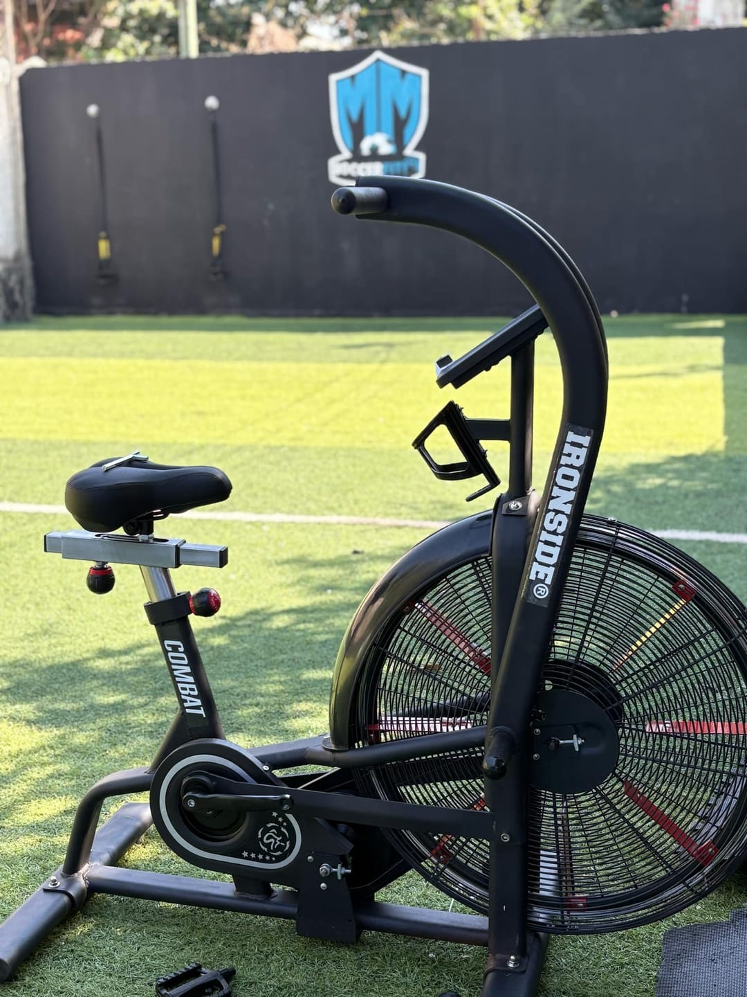 Customer photo review of Air Bike ECHO IRONSIDE Combat
