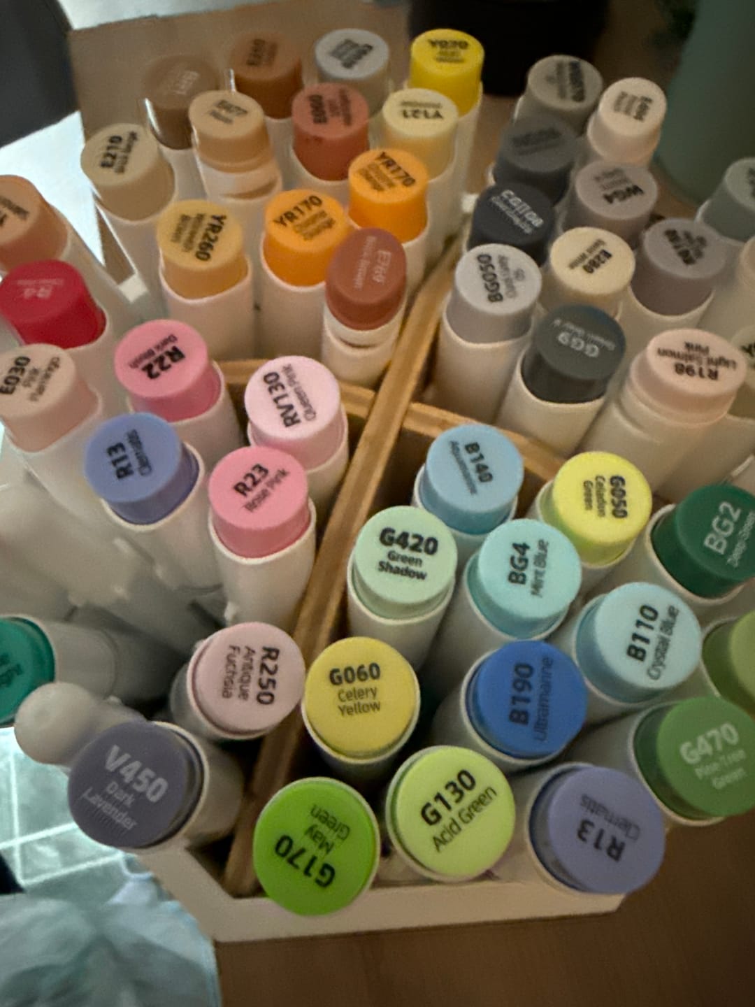 Customer photo review of 4-Pack Mystery Palette of Ohuhu Alcohol Markers