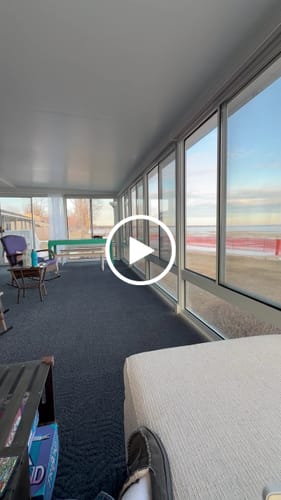 Customer video review of SmartWings Motorized Light Filtering Roller Shades 70% Blackout Safari