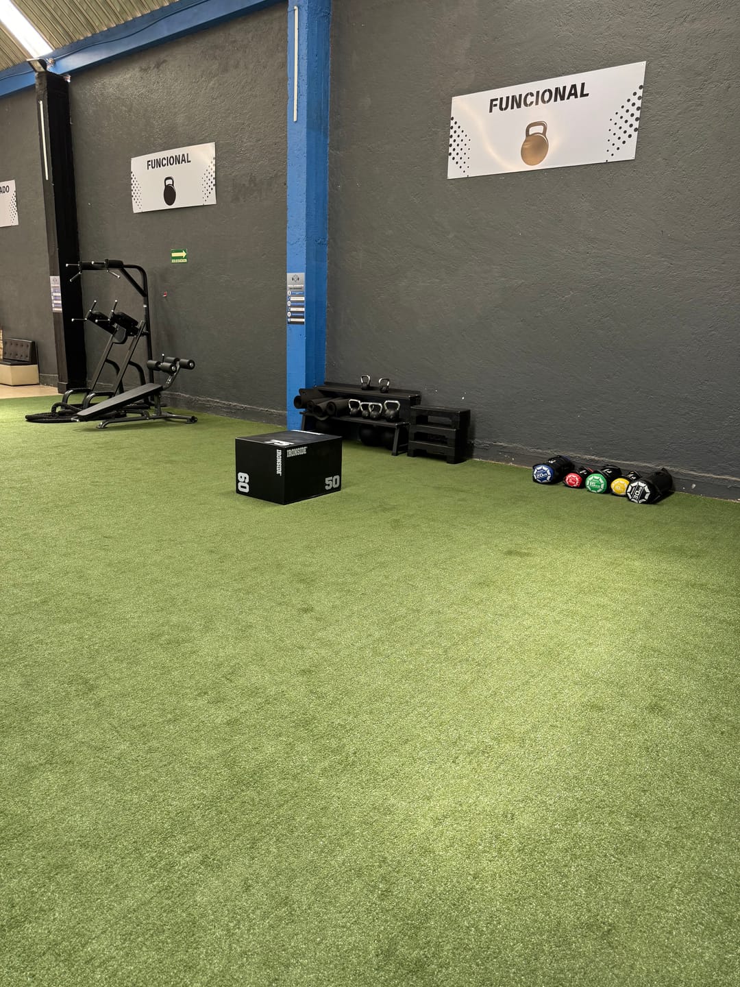 Customer photo review of Rack de Almacenamiento Kettlebells IRONSIDE