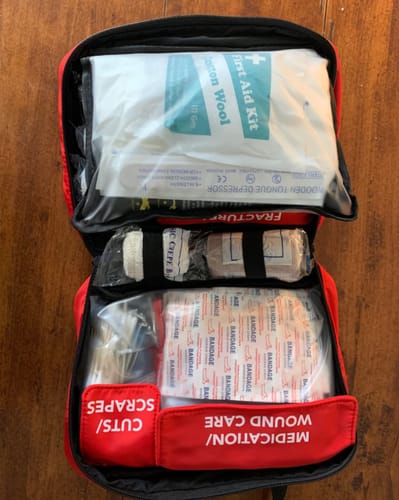 Customer photo review of Sjúkrataska (307 hlutir)