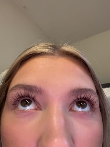 Customer photo review of Lash Growth Serum