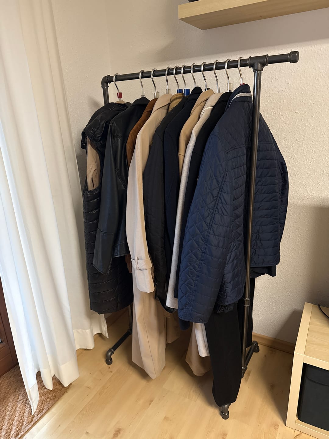 Customer photo review of MARTHA Kleiderständer Vintage-Stil