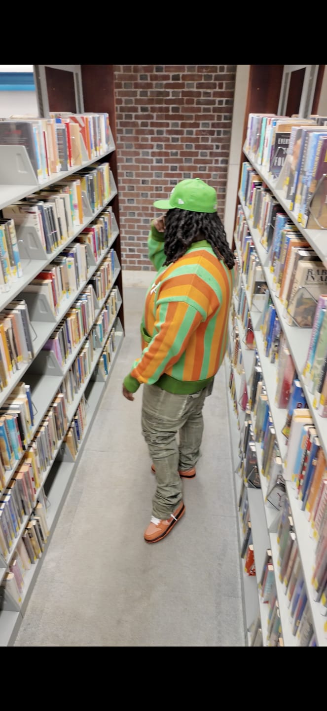 Customer photo review of City Cardigan- Green & Orange